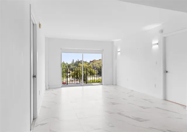5th image of 4164 Inverrary Dr #412, Lauderhill, FL 33319 | MLS# B26041949