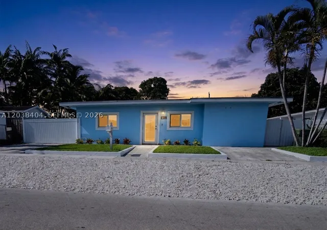 Photo 2 of Single family home for sale at 572 38th St, Hialeah, FL 33013 | MLS# A12038404 | Listing updated on 2026-10-09