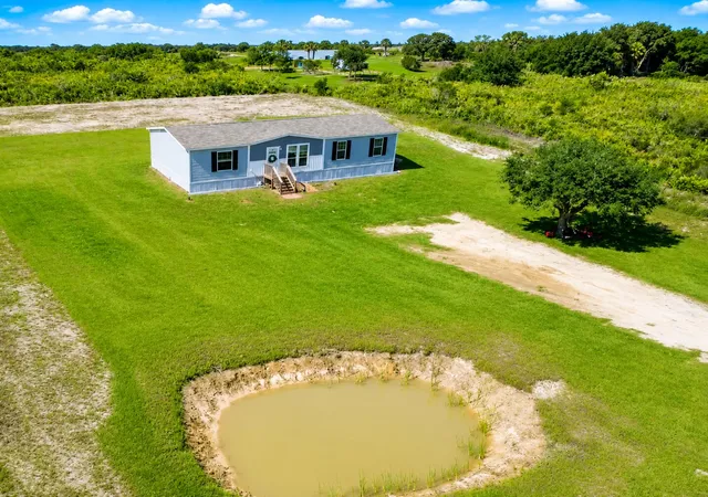 2nd image of 18720 Nw 242nd St, Okeechobee, FL 34972 | MLS# B26042001