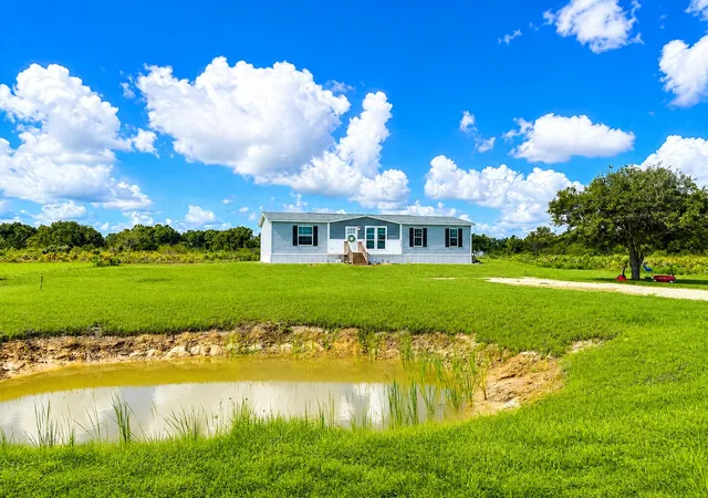 4th image of 18720 Nw 242Nd St, Okeechobee, FL 34972 | MLS# B26042001