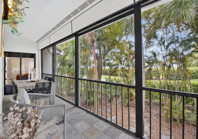 5th image of 6760 Willow Wood Dr, Boca Raton, FL 33434