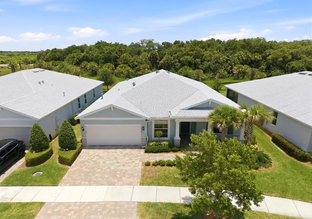 Homes for sale in Port St Lucie, FL | 10275 Sw Captiva Dr, Port St Lucie, FL 34987 | MLS# B26042016