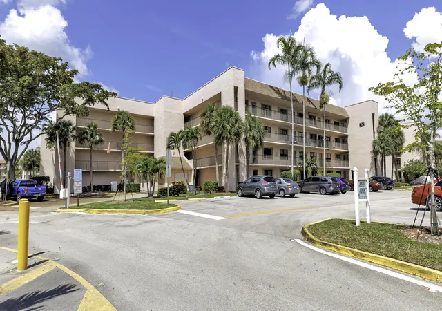 1st image of 2705 Nw 104th Ave #406, Sunrise, FL 33322 | MLS# B26042018