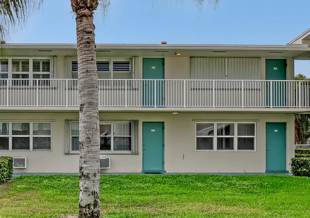 Homes for sale in Boynton Beach, FL | 680 Horizon W #110, Boynton Beach, FL 33435 | MLS# B26042076