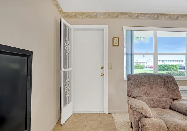 Homes for sale in Boynton Beach, FL | 680 Horizon W #110, Boynton Beach, FL 33435 | MLS# B26042076