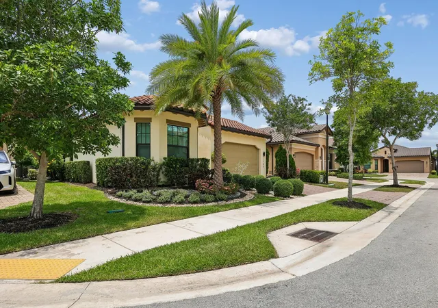 1st image of 11760 E Eastlake Ct, Parkland, FL 33076 | MLS# B26042090