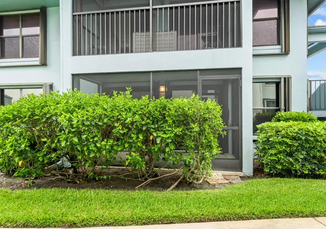 24th image of 950 S Kanner Hwy #402, Stuart, FL 34994 | MLS# B26042173