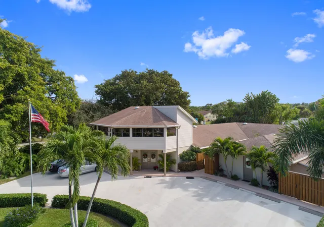 24th image of 2016 Joy Rene Ln, North Palm Beach, FL 33408 | MLS# B26042234