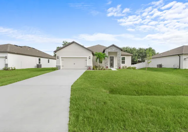Homes for sale in Vero Beach, FL | 8016 102nd Ct, Vero Beach, FL 32967 | MLS# B26042391