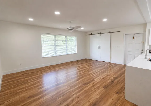 5th image of 5424 Lakefront Blvd #D, Delray Beach, FL 33484 | MLS# B26042408