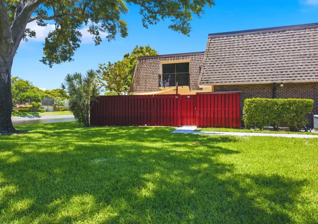 5th image of 2883 SW 22nd Cir, Delray Beach, FL 33445