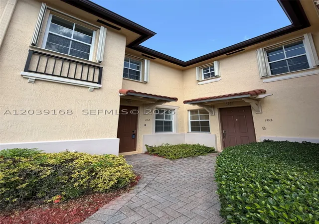 Homes for sale in Homestead, FL | 1720 Ne 33Rd Ave #102-5, Homestead, FL 33033 | MLS# A12039168