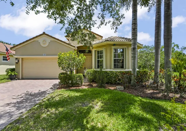 3rd image of 1488 Se Legacy Cove Cir, Stuart, FL 34997 | MLS# B26042578