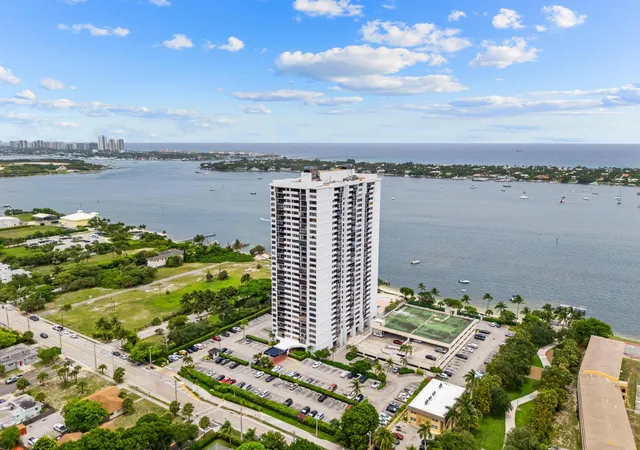 1st image of 5600 N Flagler Dr #402, West Palm Beach, FL 33407 | MLS# B26042585