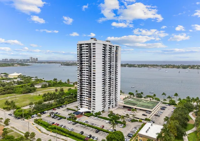 33rd image of 5600 N Flagler Dr #402, West Palm Beach, FL 33407 | MLS# B26042585