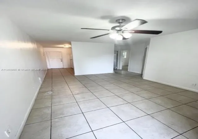 2nd image of 4951 SW 26th Ave, Fort Lauderdale, FL 33312