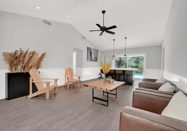 3rd image of 12216 184Th Ct N, Jupiter, FL 33478 | MLS# B26042702