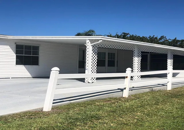2nd image of 8579 Gallberry Cir, Port St Lucie, FL 34952 | MLS# B26042706