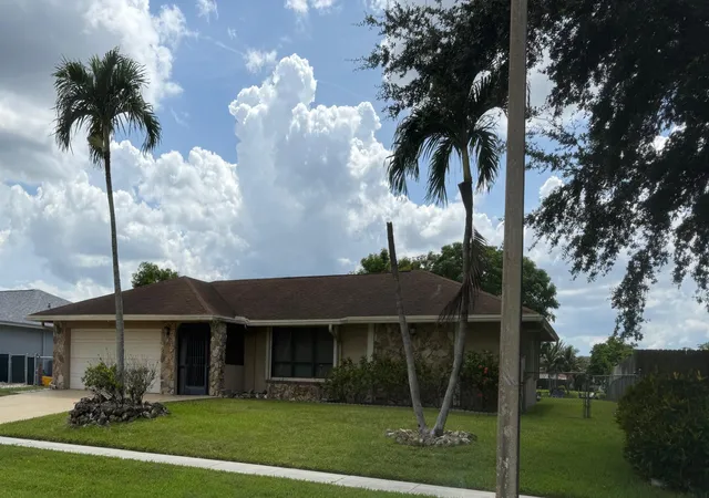 Homes for sale in Royal Palm Beach, FL | 264 Las Palmas St, Royal Palm Beach, FL 33411 | MLS# B26042704