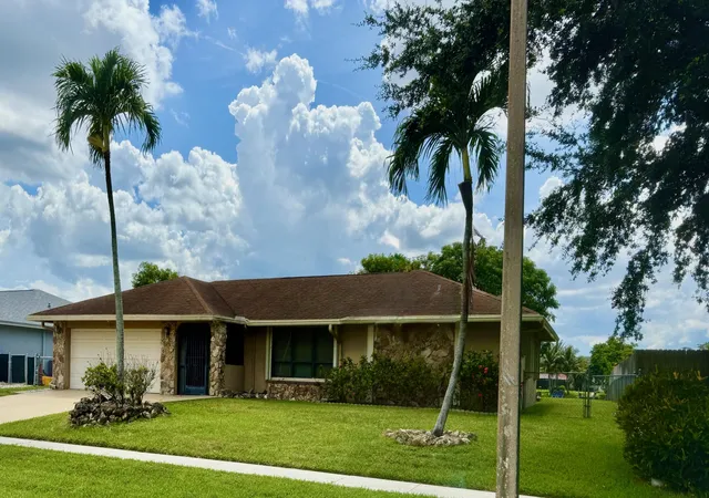 Homes for sale in Royal Palm Beach, FL | 264 Las Palmas St, Royal Palm Beach, FL 33411 | MLS# B26042704