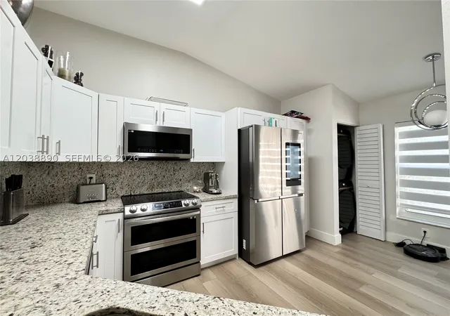 5th image of 1480 Sweetbay Way, Hollywood, FL 33019 | MLS# A12038890