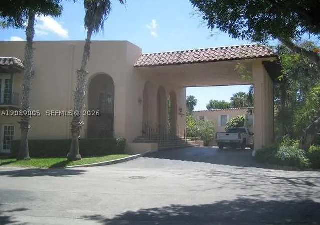32nd image of 10808 N Kendall Dr #Q-4, Miami, FL 33176 | MLS# A12039005