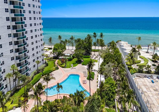 3rd image of 3001 S Ocean Dr #1023, Hollywood, FL 33019 | MLS# A12039249