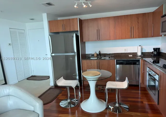 Homes for sale in Miami, FL | 300 S Biscayne Blvd #T-3703, Miami, FL 33131 | MLS# A12039323