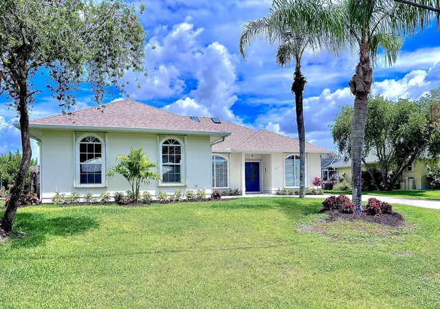 Homes for sale in Sebastian, FL | 407 Joy Haven Dr, Sebastian, FL 32958 | MLS# B26042728