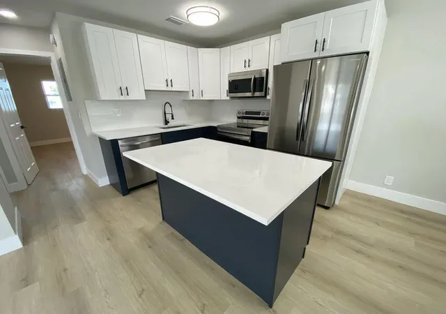3rd image of 332 Walton Blvd, West Palm Beach, FL 33405 | MLS# B26042781