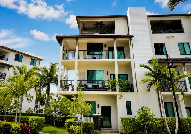 Homes for sale in Doral, FL | 4713 Nw 84th Ct, Doral, FL 33166 | MLS# B26042774
