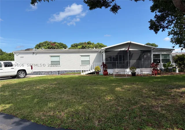 3rd image of 35303 Sw 180Th Ave 321-322, Homestead, FL 33034 | MLS# A12039606