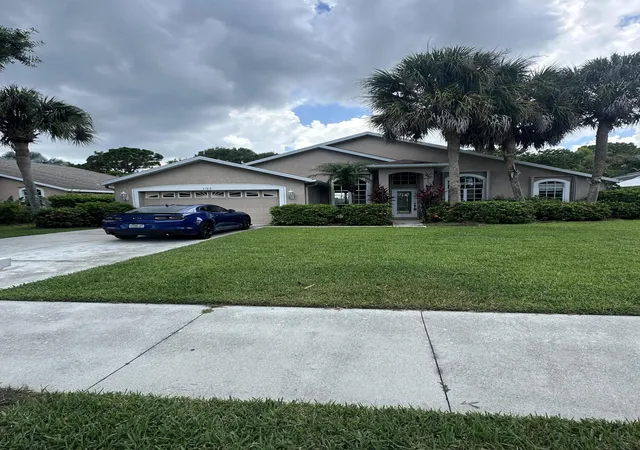 Homes for sale in Jensen Beach, FL | 3102 Nw Windemere Dr, Jensen Beach, FL 34957 | MLS# B26042810