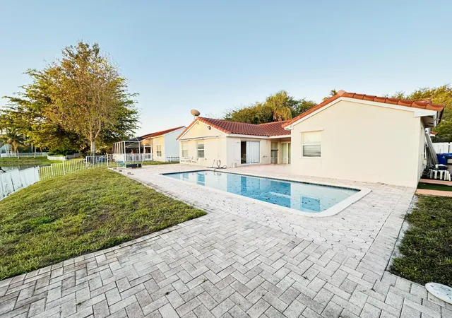 Homes for sale in Miramar, FL | 1761 Sw 135Th Wy, Miramar, FL 33027 | MLS# B26042831
