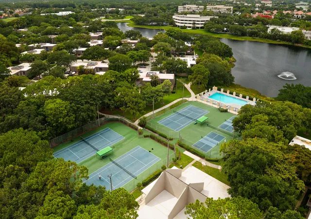 Homes for sale in Palm Beach Gardens, FL | 1519 15th Ter, Palm Beach Gardens, FL 33418 | MLS# B26042838