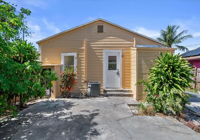 21st image of 1011 22nd St, West Palm Beach, FL 33407 | MLS# B26042843