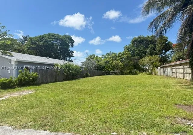 2nd image of 213 Nw 12th St, Pompano Beach, FL 33060 | MLS# A12039742