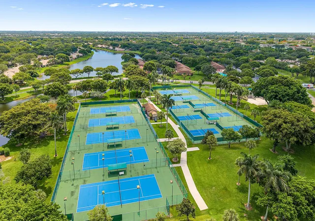 33rd image of 18855 Candlewick Dr, Boca Raton, FL 33496 | MLS# B26042891