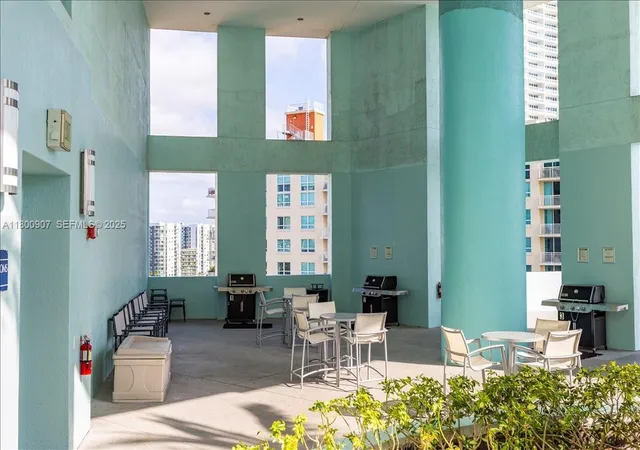 Homes for sale in Miami, FL | 1900 N Bayshore Dr #912, Miami, FL 33132 | MLS# B26042926