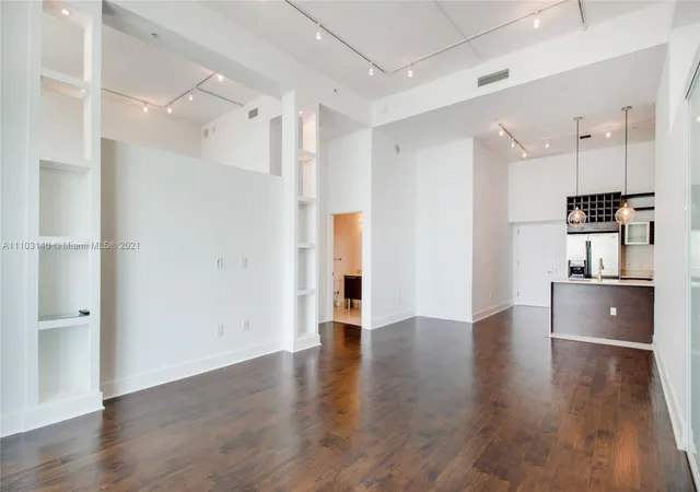 Homes for sale in Miami, FL | 1900 N Bayshore Dr #912, Miami, FL 33132 | MLS# B26042926