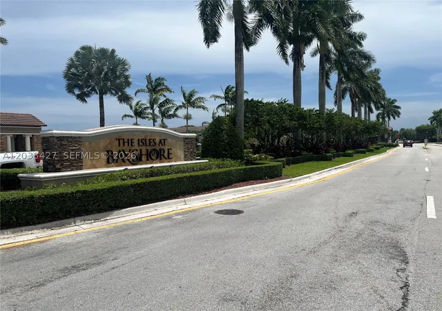 Homes for sale in Cutler Bay, FL | 22631 Sw 88Th Pl #1-18, Cutler Bay, FL 33190 | MLS# A12038427