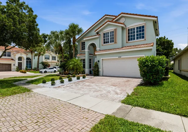 Homes for sale in Boynton Beach, FL | 12197 Colony Preserve Dr, Boynton Beach, FL 33436 | MLS# B26042969