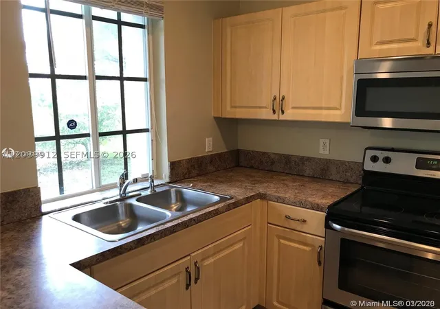 Homes for sale in Riviera Beach, FL | 1413 Lucaya Dr, Riviera Beach, FL 33404 | MLS# A12039912