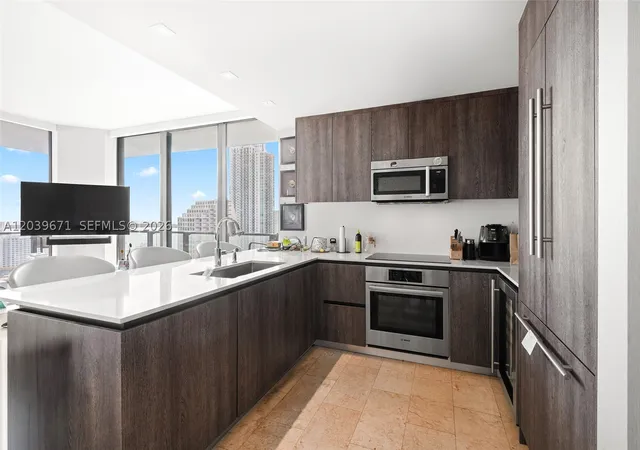Photo 4 of Condo for sale at 68 Se 6Th St #2601, Miami, FL 33131 | MLS# A12039671 | Listing updated on 2026-08-10