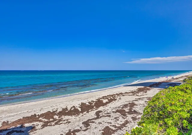 2nd image of 5440 N Ocean Dr, Singer Island, FL 33404