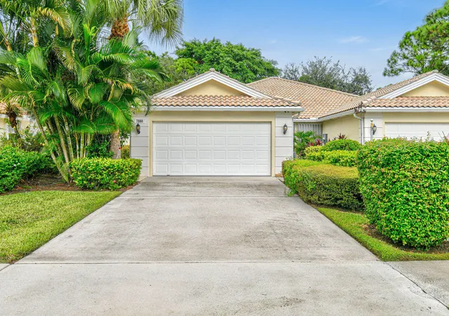 Homes for sale in Hobe Sound, FL | 7880 Se Peppercorn Ct, Hobe Sound, FL 33455 | MLS# B26043121