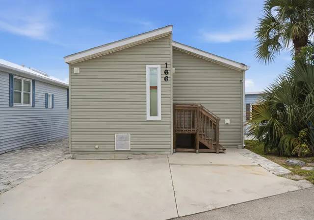 Homes for sale in Jensen Beach, FL | 166 Nettles Blvd, Jensen Beach, FL 34957 | MLS# B26043189
