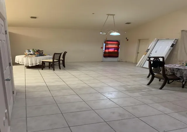 3rd image of 198 Sparrow Dr, Royal Palm Beach, FL 33411 | MLS# B26043190