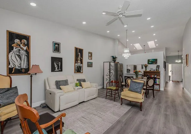 3rd image of 3459 Inverrary W #3459, Lauderhill, FL 33319 | MLS# B26043293