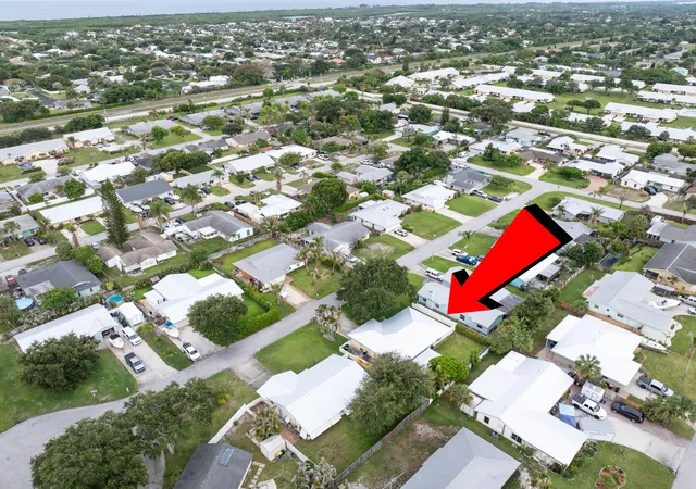 Homes for sale in Hobe Sound, FL | 8974 Se Bobo Ct, Hobe Sound, FL 33455 | MLS# B26043325